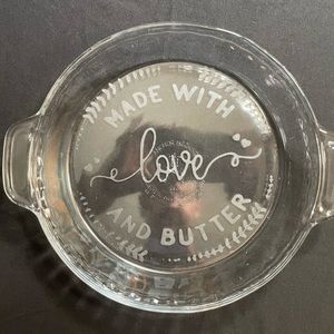 Hand Etched 9.5” Pie Plate